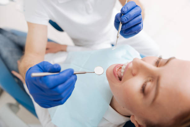 Best Periodontal (Gum) Disease Treatment  in Creve Coeur, IL